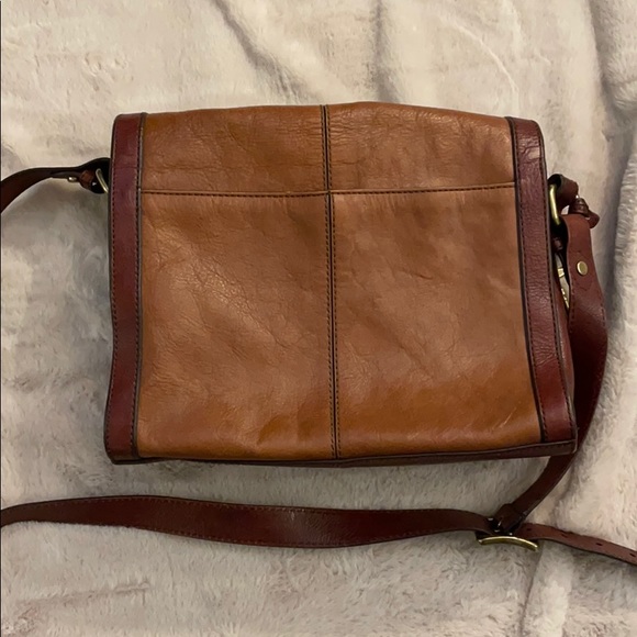 Fossil Vintage Brown Leather Satchel - Picture 6 of 9
